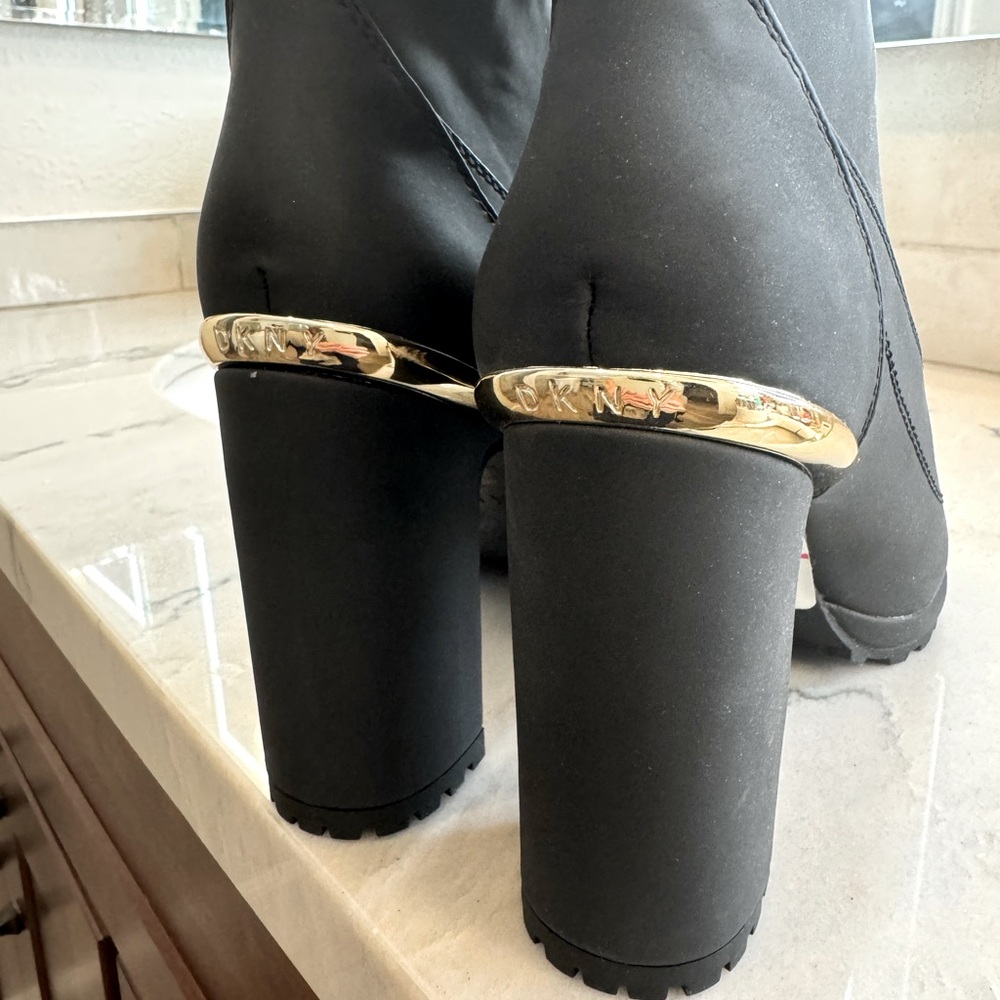 DKNY Ankle Boots - Picture 2 of 6